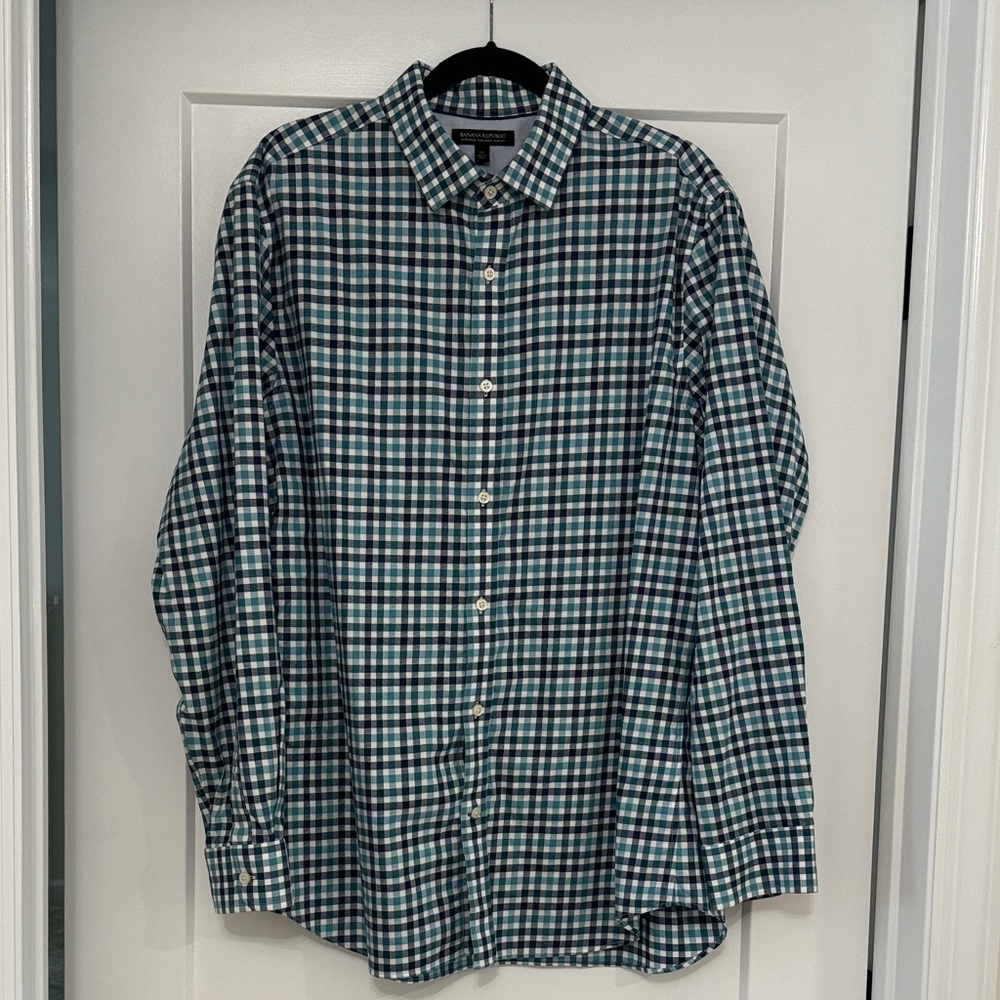 BANANA REPUBLIC Men’s Button Down (SLIM FIT)